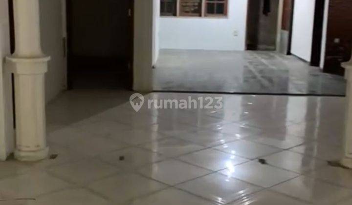 Dekat panglima polim, barito, blok M, boleh buat kantor 1