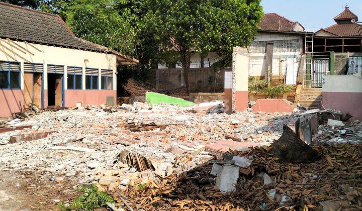 Lebak bulus 2, asri, nyaman, dekat sekolah widuri 2