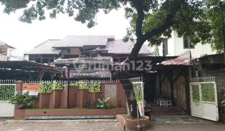 Ahmad Dahlan Near Blok M, Business Area, Spacious Parking 2