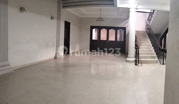 SCBD Can Be Used for Office, 2 Floors, Fully Air-Conditioned SCBD Can Be Used for Office, 2 Floors, Fully Air-Conditioned