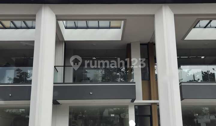 Disewakan Ruko Premium Menteng Studio Loft, Paramount Land, Gading Serpong Disewakan Ruko Premium Menteng Studio Loft, Paramount Land, Gading Serpong