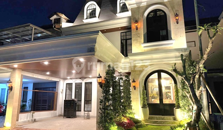 For Sale Brand New American Classic Luxury House in Foresta Giardina, BSD City