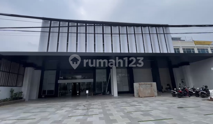 For Rent Luxury Building Ex Showroom at Pahlawan Seribu, BSD City For Rent Luxury Building Ex Showroom at Pahlawan Seribu, BSD City