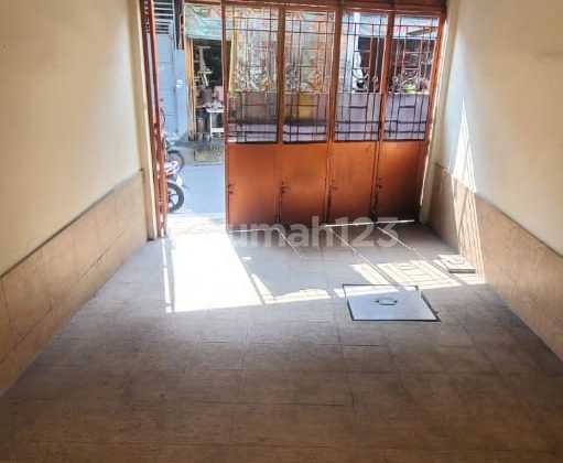 Rumah Sewa 3 Lantai Shm Semi Furnish Siap Huni Di Jakarta Barat Rumah Sewa 3 Lantai Shm Semi Furnish Siap Huni Di Jakarta Barat