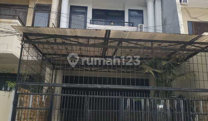 Rumah 3 Lantai Siap Huni Di Jelambar Jakarta Barat Rumah 3 Lantai Siap Huni Di Jelambar Jakarta Barat