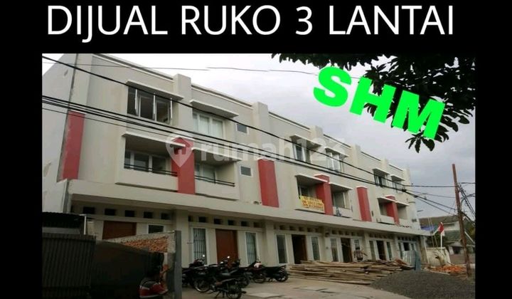3-Story Shop House for Sale Near Samsat 1