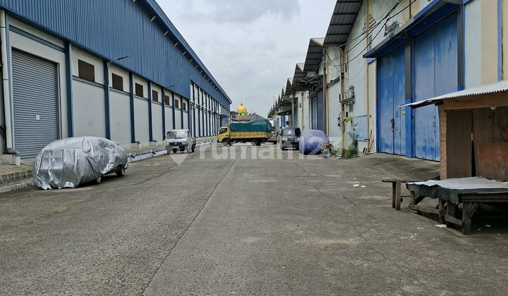 Di Jual 2 Gudang Bersebelahan di Area Komplek Pergudangan Jalan dan Parkir Luas Di Jual 2 Gudang Bersebelahan di Area Komplek Pergudangan Jalan dan Parkir Luas