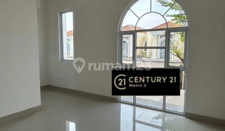 For Quick Sale: 2-Story Move-In Ready House in La Saine Cluster, JGC, East Jakarta 2