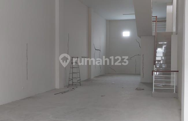 Strategic Warehouse for Rent at Bizpark Ciputra Pulo Gadung Baru, East Jakarta