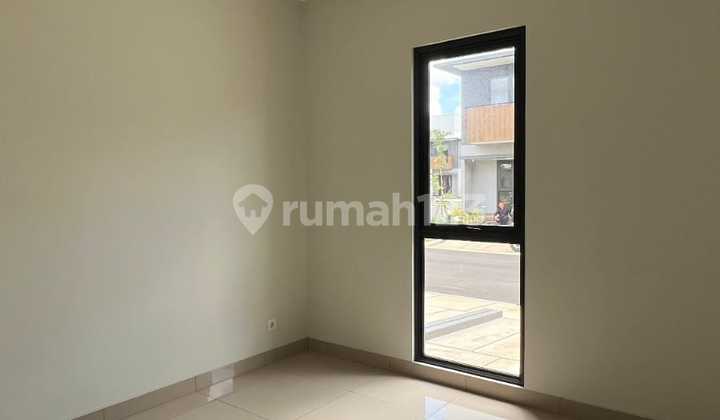Modern House in Harapan Indah Bekasi 2