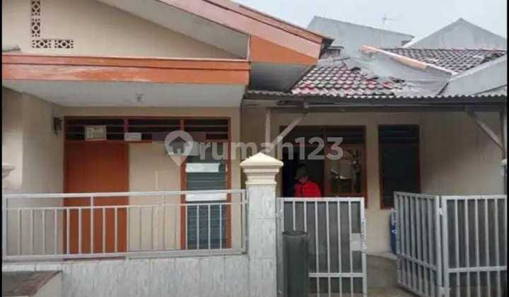 1-Story House Hook Pondok Ungu Permai Near Harapan Indah - 4 BR, SHM 1