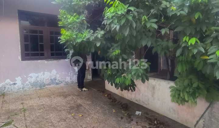 House in Griya Kencana 2 Comfortable & Strategic Residence Near Ciledug 1