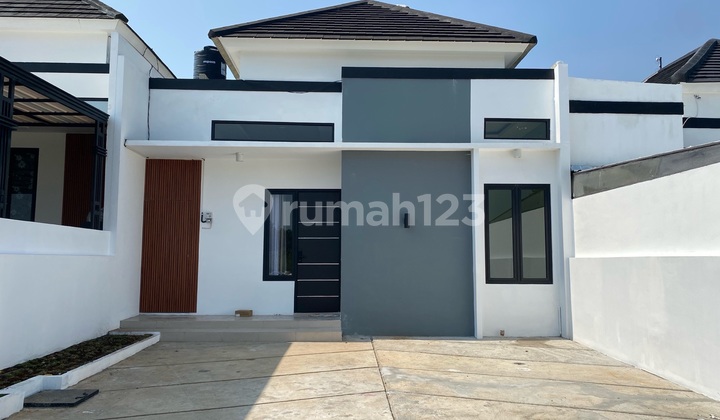 Ngaliyan House Semarang. 3 Bedrooms 2 Bathrooms.