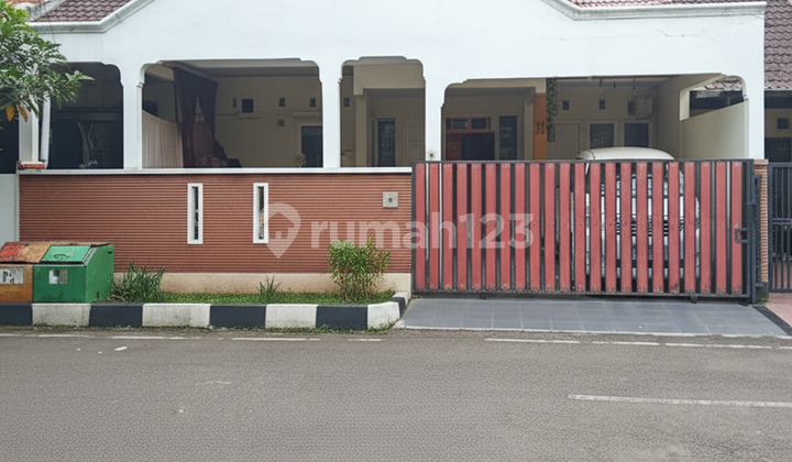 Ready-to-Live House in Bermis Gading Complex, East Jakarta