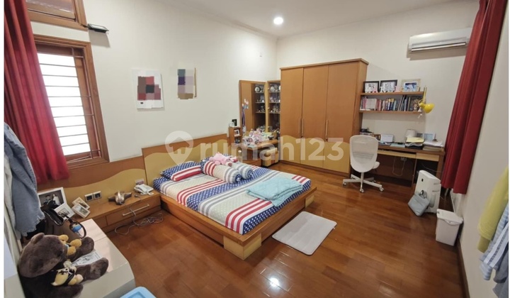 Jual Rumah Mewah Mekar Wangi Lokasi Strategis 2