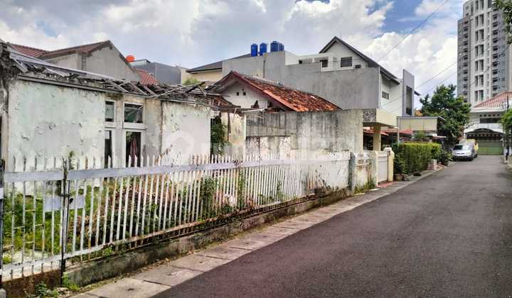 Rumah Hitung Tanah  Dalam komplek Lokasi Cilandak Jarang Ada