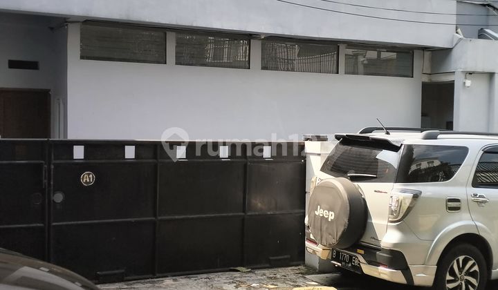 Jual Murah Rumah Kost full Lokasi Perkantoran Semanggi Jual Murah Rumah Kost full Lokasi Perkantoran Semanggi