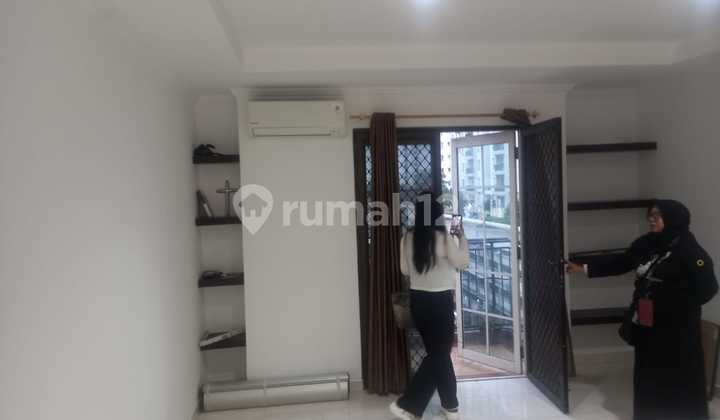 Gading Resort Residence Near Mall Of Indonesia 3 Bedrooms