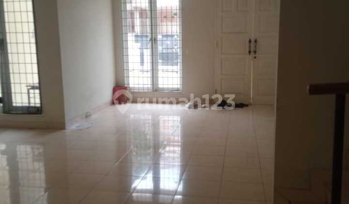 Rumah Mitra Gading Villa 2 Lantai Bagus