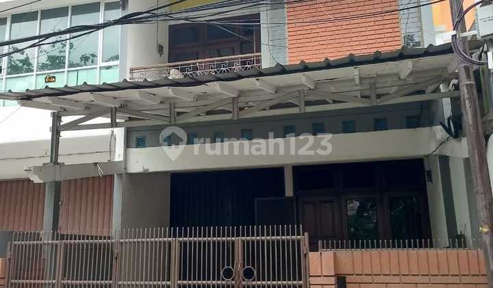 3-Story House in Kelapa Gading 3-Story House in Kelapa Gading
