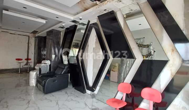 Ruko Bagus siap pakai di jalan MT. Haryono  2