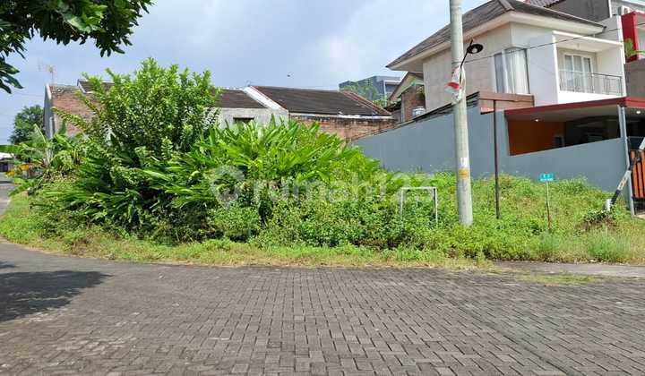 Tanah 192m2 Siap Bangun Cocok Untuk Keluarga Mapan  1