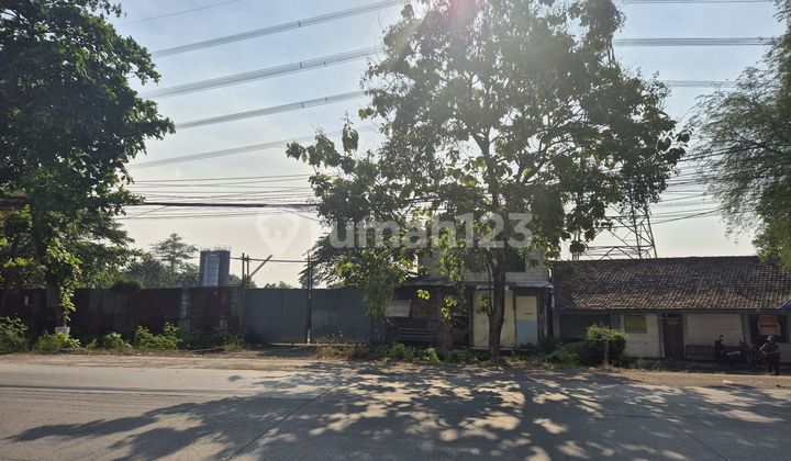 Dijual Tanah+bangunan Siap.pakai Di Jalan Besar Strategis