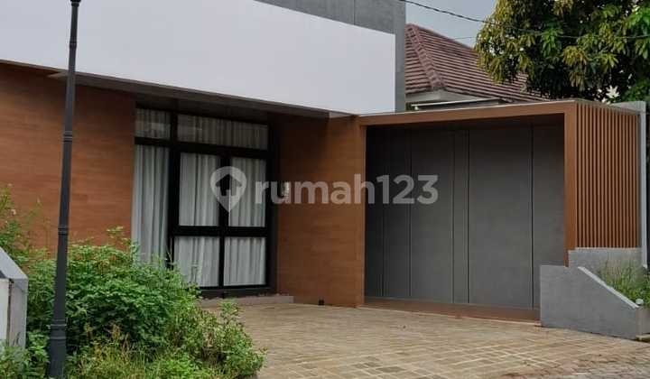 Rumah Modern Fully Furnished di The Fountain Water Park  2