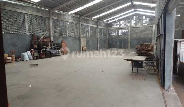 Gudang dan Ruko Strategis Di Jalan Raya Salatiga Kab Semarang