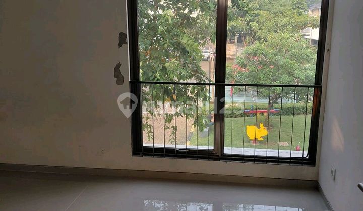 For Rent: Comfortable and Nice Ready-to-Live House in Graha Raya Cluster