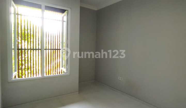 Brand New Modern Minimalist Hook House 2