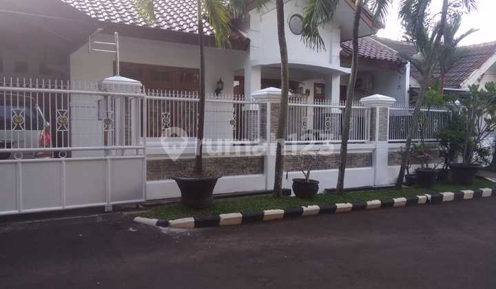 Dijul Rumah Premium Full Furnish Cantik Ada Paviliun dan Taman Asri di Bintaro Dijul Rumah Premium Full Furnish Cantik Ada Paviliun dan Taman Asri di Bintaro