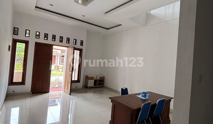 Dijual Rumah Cantik di Cluster Graha Raya Bintaro 2