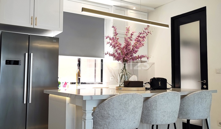 For Sale Lloyd Alam Sutera Apartment 2Br Furnished