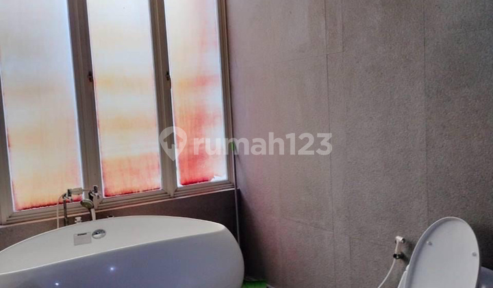 Rumah Pakuwon Indah The Mansion Full Furnish baru Renov 2