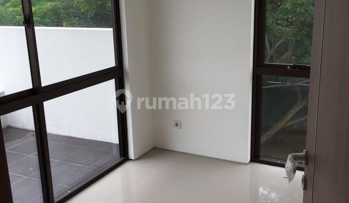 Hook House for Sale Graha Natura Sambikerep Surabaya 2