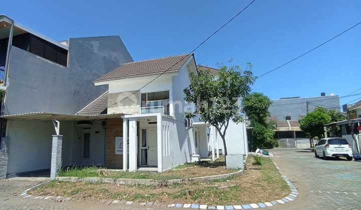 Rumah Puri Surya Jaya Cluster Valencia Garden Siap Huni