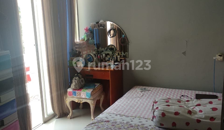 Rungkut Menanggal Ready-to-Occupy 2-Story House 2