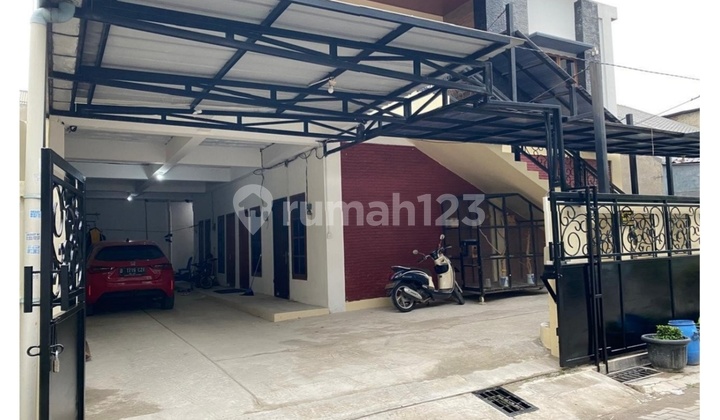 For Sale Large 2-Story House + Bonus 4-Door Rental Units 2