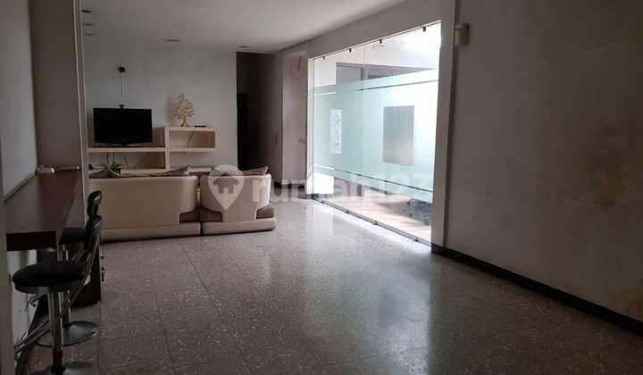 Rumah Siap Huni, Bebas Banjir Berlokasi Di Kemang, Jakarta Selatan. 1