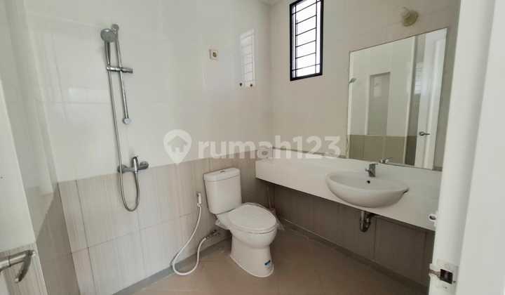 For Sale Quick House in Sutera Onyx Alam Sutera 2