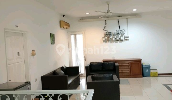 Rumah 2 Lantai Ex Kost 10 Kamar Full Furnished Di Tendean Dekat Jalan Raya