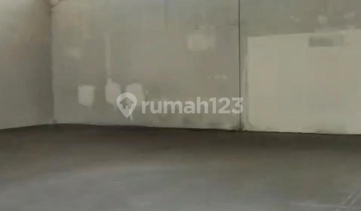 Warehouse for Rent in a Strategic Location at Soekarno Hatta