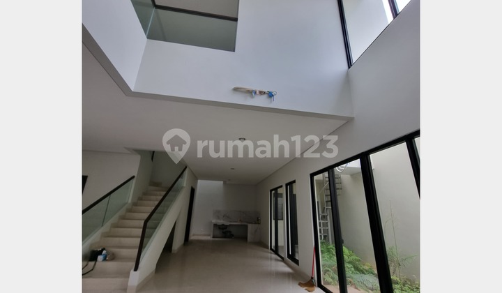 Rumah Lux Minimalis Modern di Summarecon Bandung 2