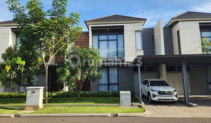 Dijual Rumah Bagus Full Furnished di Cluster Emily, Summarecon Bandung