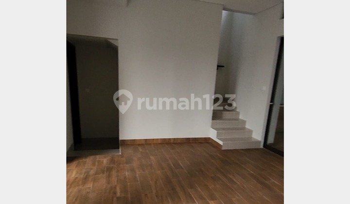 Dijual Rumah Premium di Summarecon Bandung Cluster Flora Tipe Freya 2