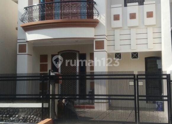 Rumah Bagus Siap Huni di Permata Buana 1