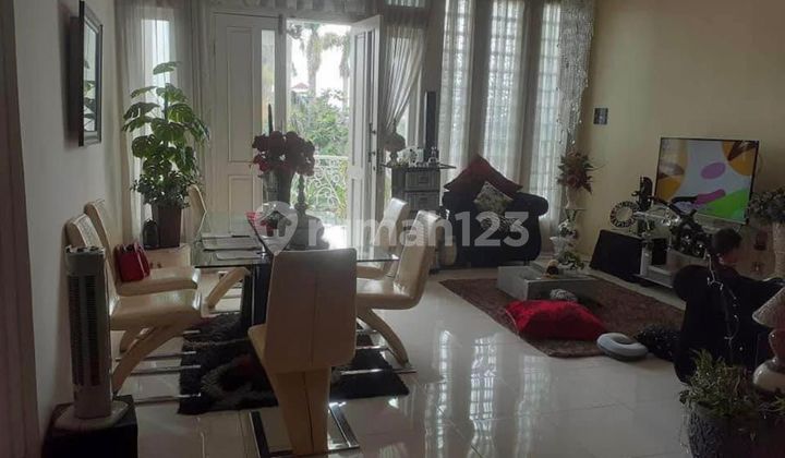 Dijual Rumah Mewah Siap Huni Semi Furnished di Komplek Karang Tengah Permai Tangerang Dijual Rumah Mewah Siap Huni Semi Furnished di Komplek Karang Tengah Permai Tangerang