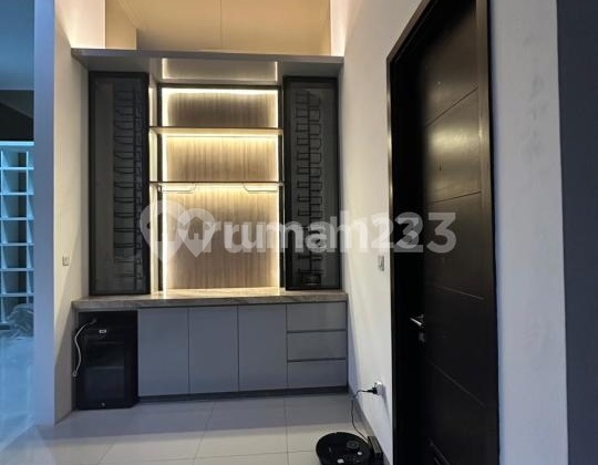 DIJUAL RUMAH DI CLUSTER MIAMI PIK 2 UKURAN 10X25 FURNISHED CAKEP