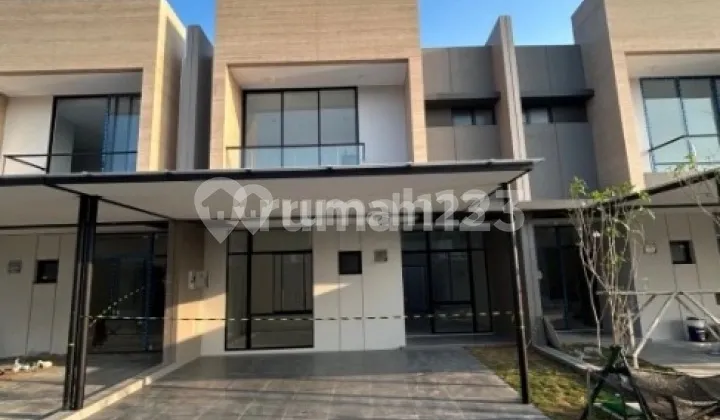 FOR SALE PASIR PUTIH RESIDENCES PIK 2 HOUSE SIZE 6X15